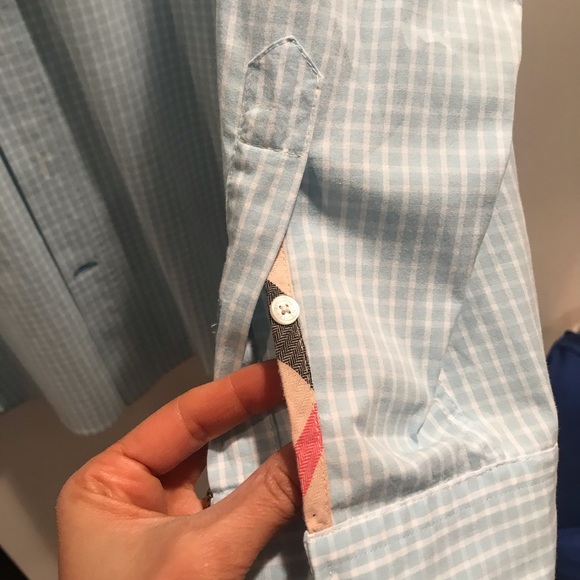 Burberry shirt - Picture 2 of 4
